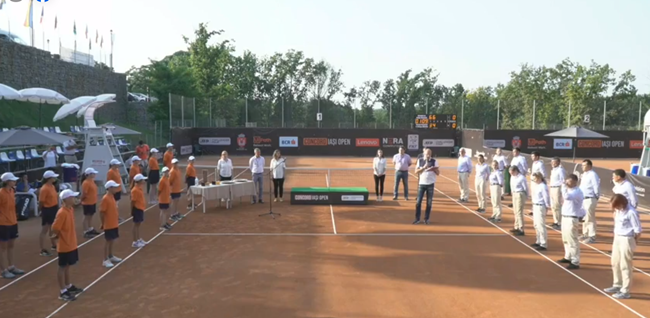  Award ceremony for the doubles champions